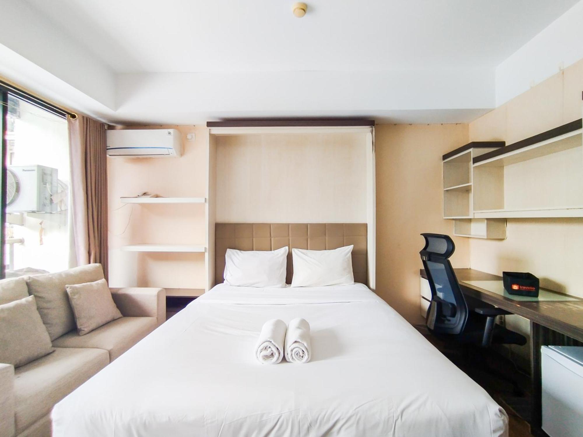 Simply And Comfy Studio Room Apartment Beverly Dago By Travelio Bandung Exteriör bild