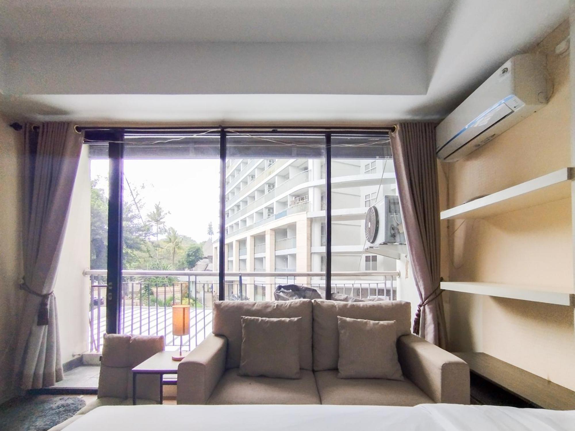 Simply And Comfy Studio Room Apartment Beverly Dago By Travelio Bandung Exteriör bild